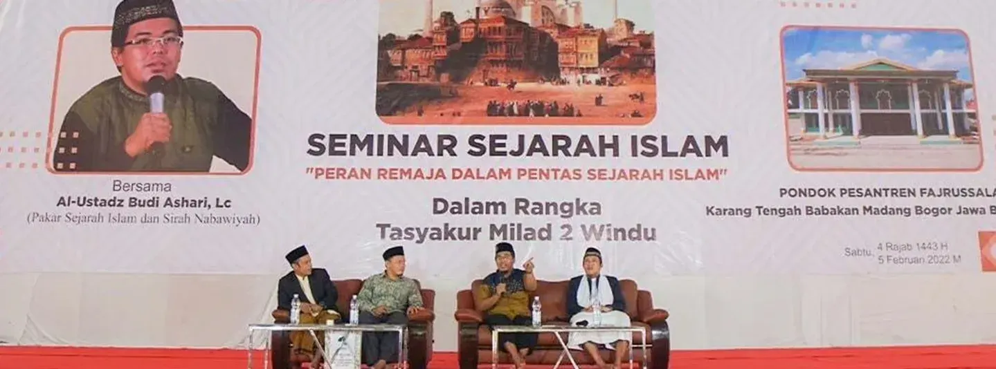 Tasyakur Milad 2 Windu Fajrussalam Gelar Seminar Sejarah Islam Bersama Ust.   Budi Ashari